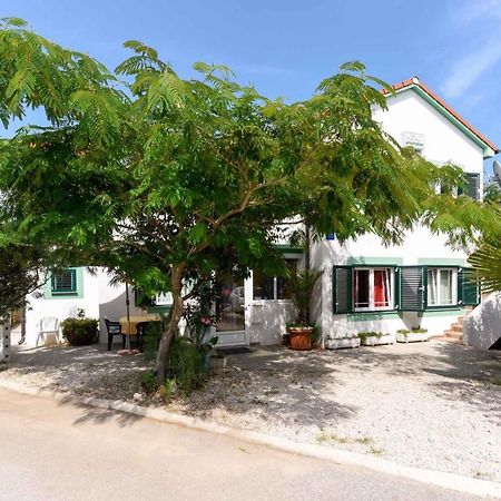 Apartments In Vir/Insel Vir 34750 ภายนอก รูปภาพ